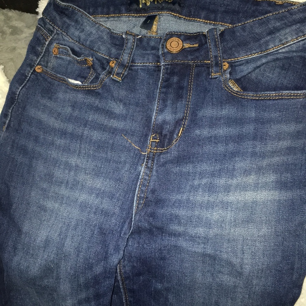 Dark blue skinny one rip jeans